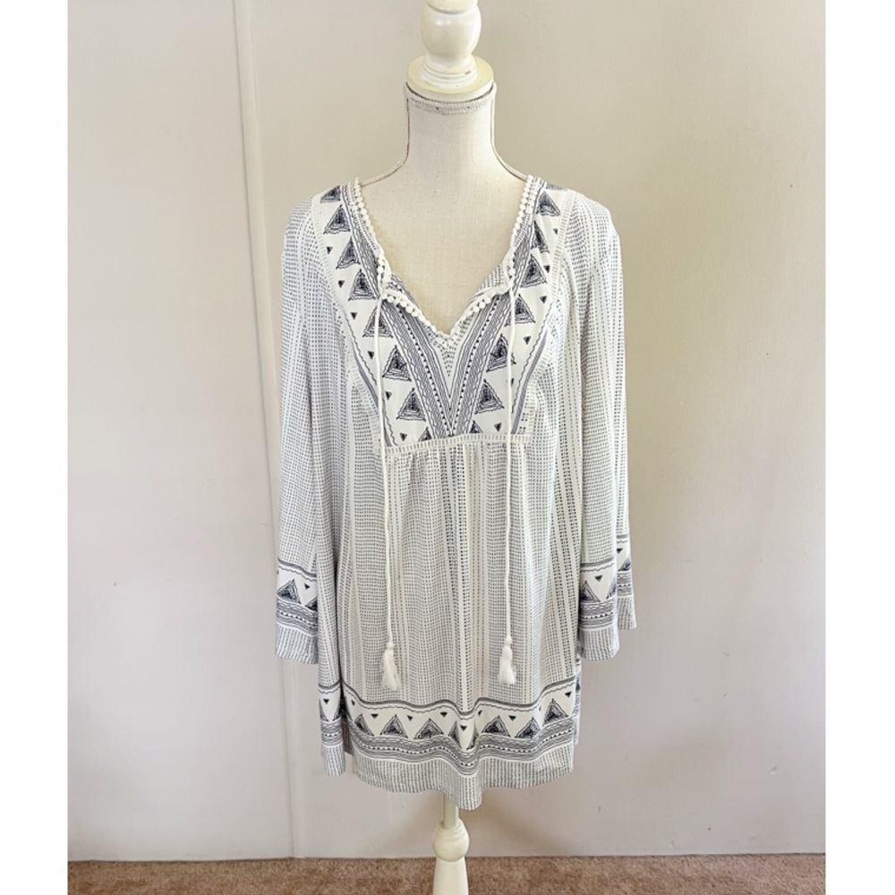 NWT Daniel Rainn Black and White Top Size 2X